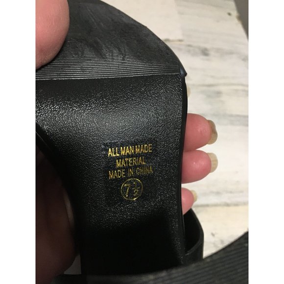 Unknown brand woman’s double ankle strap black 4” chunky heeled dress sandal - Picture 5 of 7